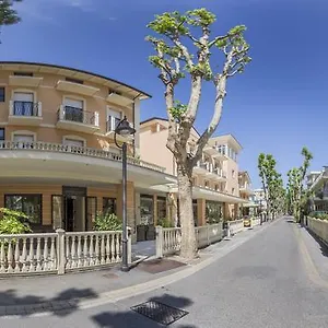 Mediterraneo Club Benessere Беллария-Иджеа-Марина